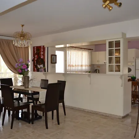 Hotel Marianna And Marianna Annex 3*